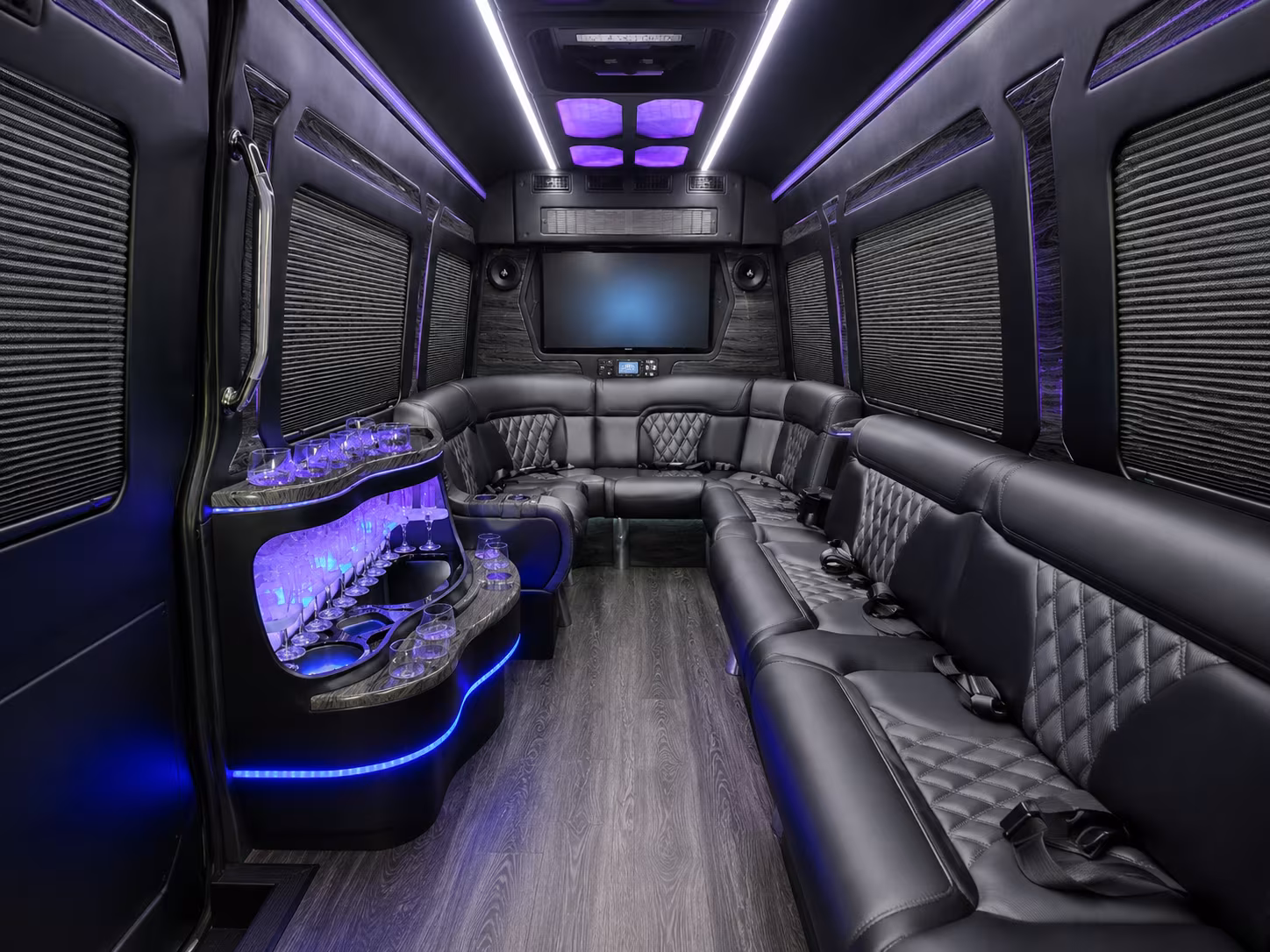 waterbury 40 passenger party bus